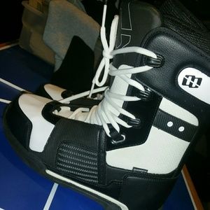 Morrow snowboarding boots